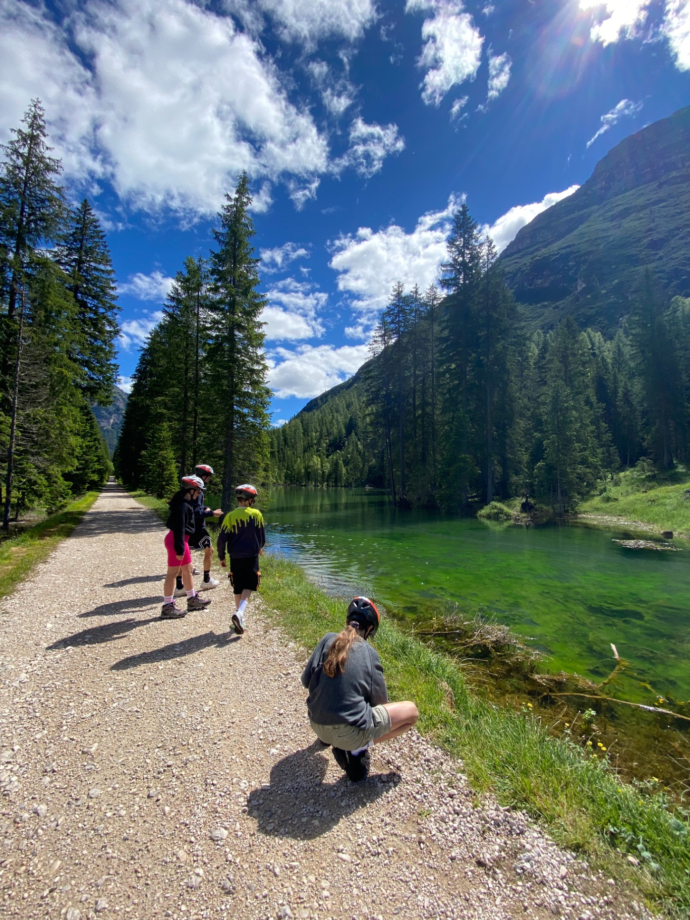 Junior Camp MTB al lago nelle Dolomiti